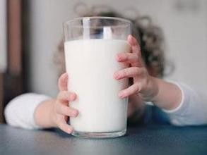 哪些体质的宝宝更适合喝羊奶粉？